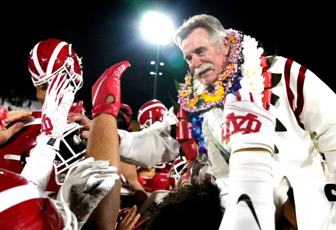 end-of-an-era:-mater-dei-football-coach-bruce-rollinson-to-retire-after-this-season