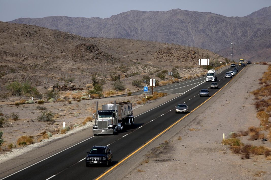 temporary-lane-to-relieve-i-15-traffic-between-southern-california-and-las-vegas
