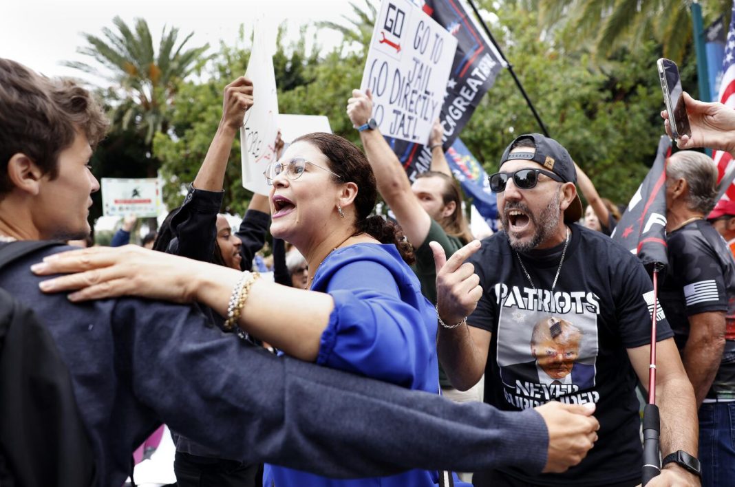 trump-supporters,-opponents-scuffle-briefly-outside-anaheim-convention-venue