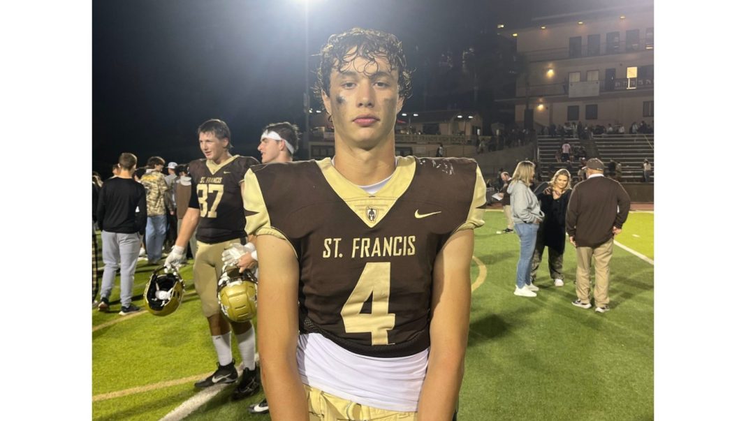 st.-francis-football-ends-drought-against-loyola,-holds-on-in-league-opener
